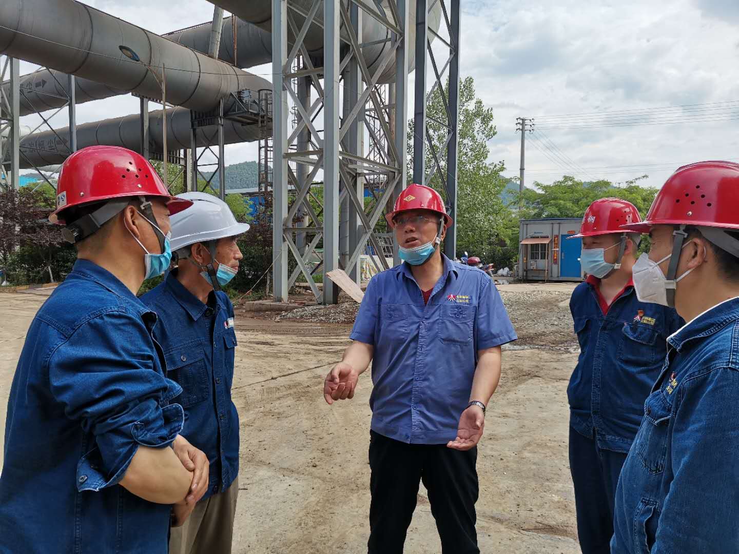 煉鋼廠房大氣綜合治理三次除塵項目試車成功 煉鋼廠房大氣綜合治理三次除塵項目試車成功